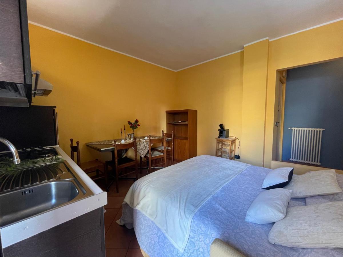 50 Metri Dal Mare - Free Parking E A/C Apartment Pietra Ligure Ngoại thất bức ảnh