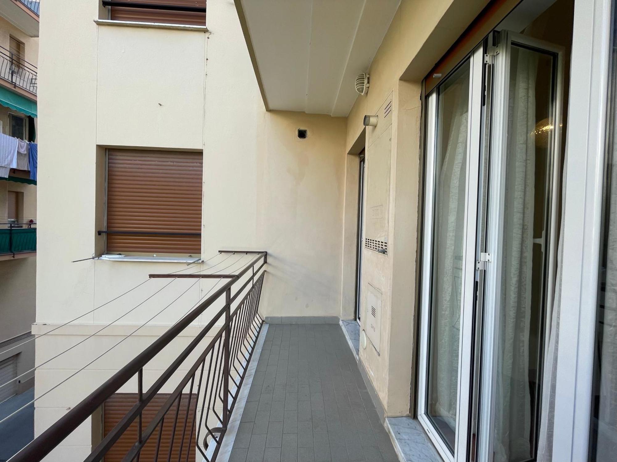 50 Metri Dal Mare - Free Parking E A/C Apartment Pietra Ligure Phòng bức ảnh