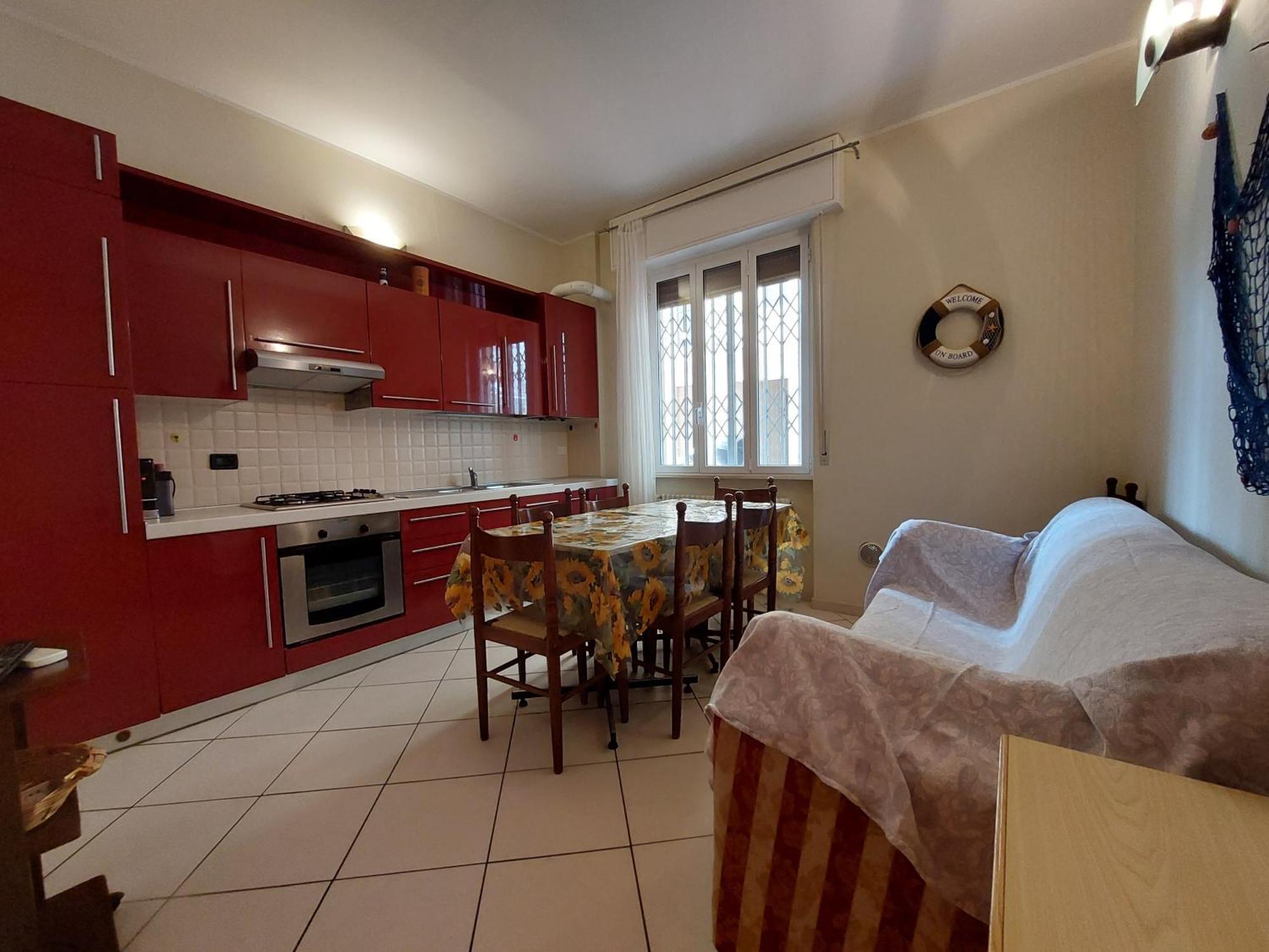 50 Metri Dal Mare - Free Parking E A/C Apartment Pietra Ligure Ngoại thất bức ảnh