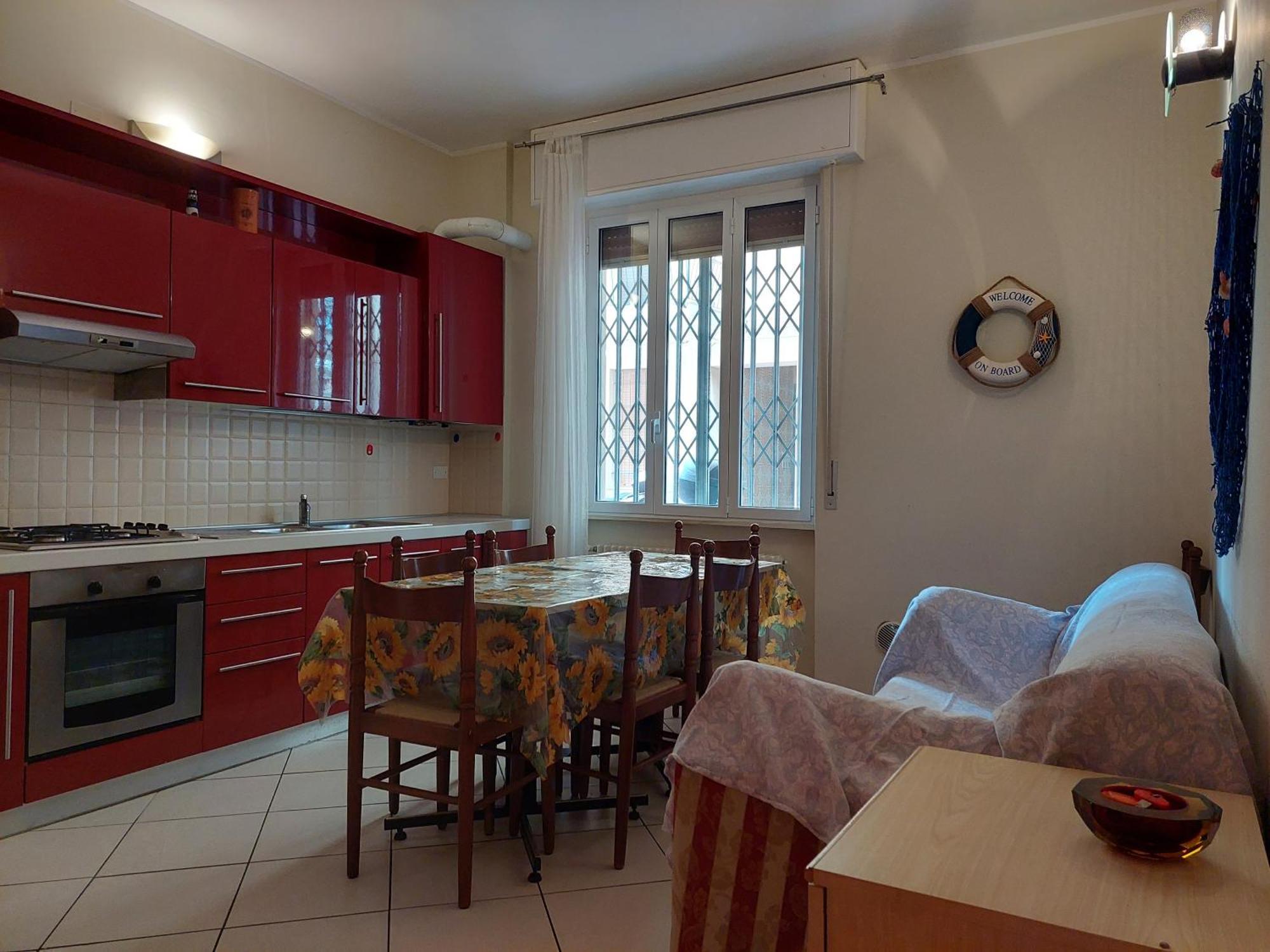 50 Metri Dal Mare - Free Parking E A/C Apartment Pietra Ligure Ngoại thất bức ảnh